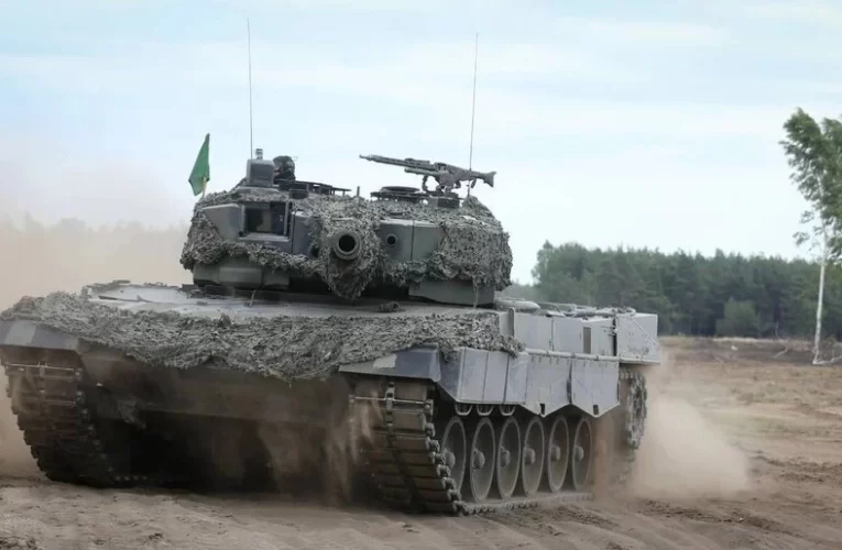 О готовности 12 стран передать Украине танки Leopard заявили в Киеве